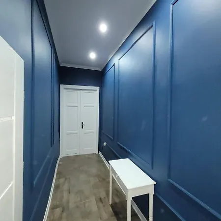 Apartment Grand Theater *